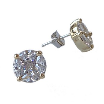 Princess Cut Stud Earrings (Gold)