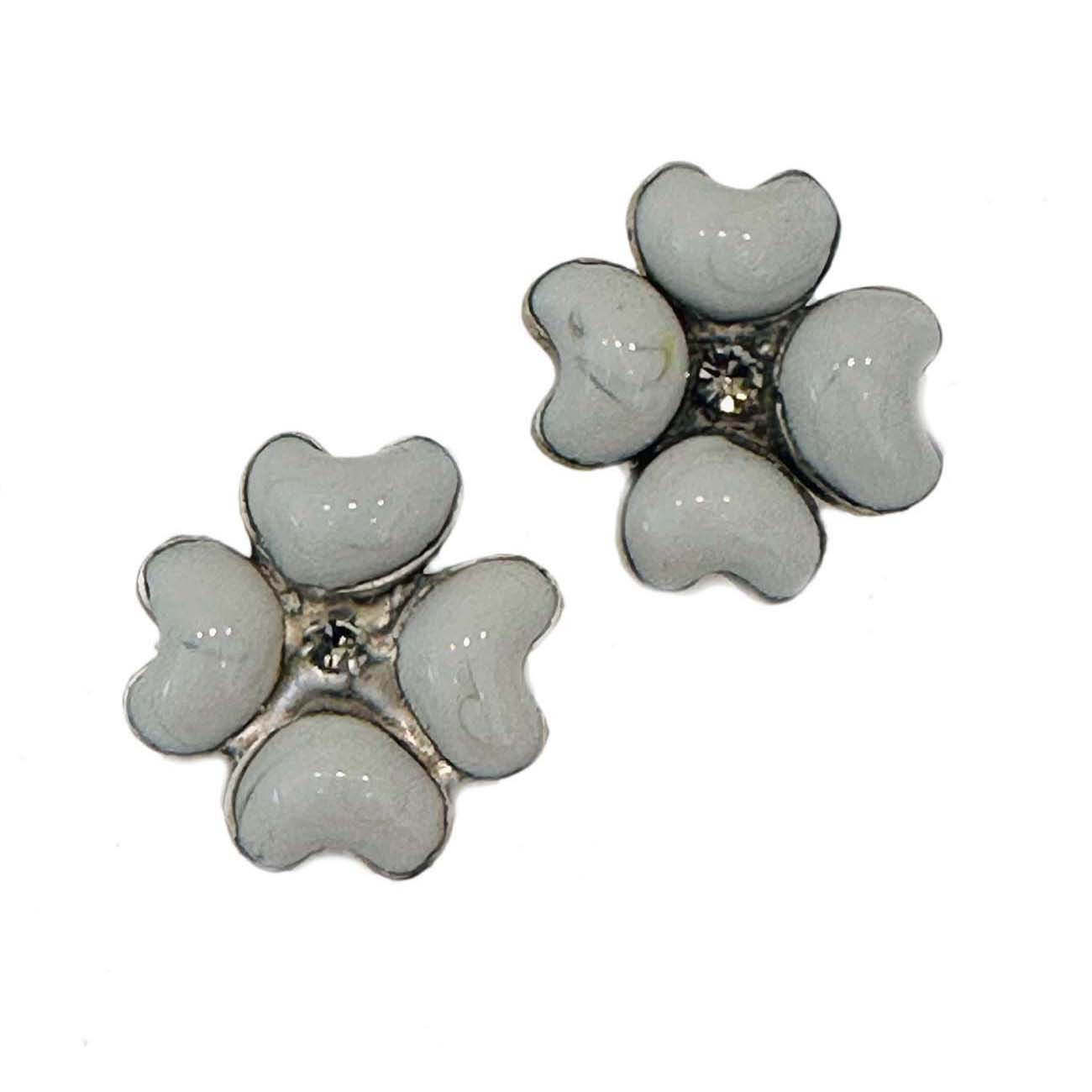 Poured Glass Pearl Gray Button Earrings Clip On JEWELRY Met