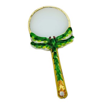 Dragonfly Magnifying Glass in Green