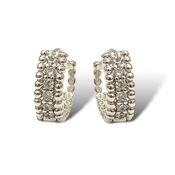 Elsa Huggie Earrings in White Gold