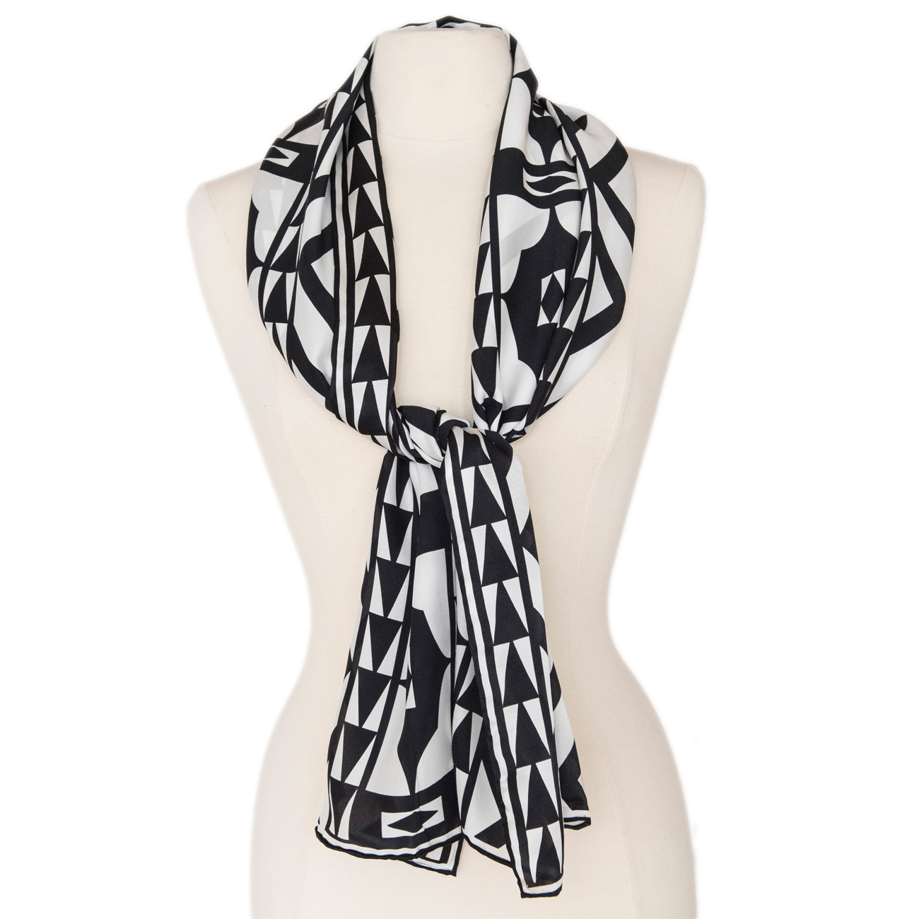 Karakas Met Opera Shop | 1910 Black & White Scarf